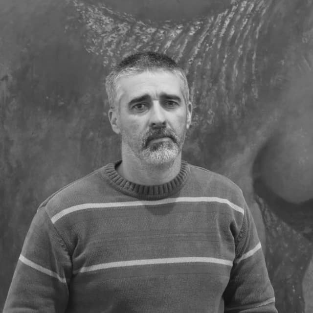 carousel image Conrado